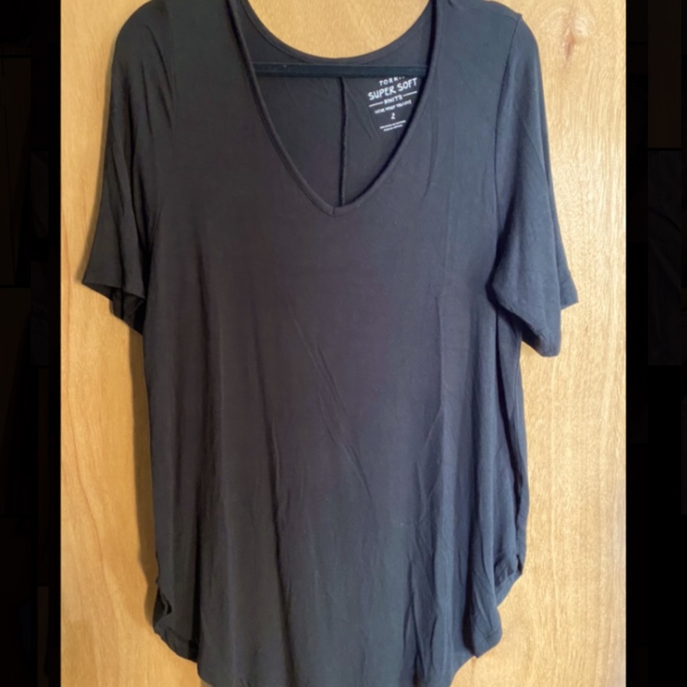 Black Tori’s T-Shirt | Super Soft Knit